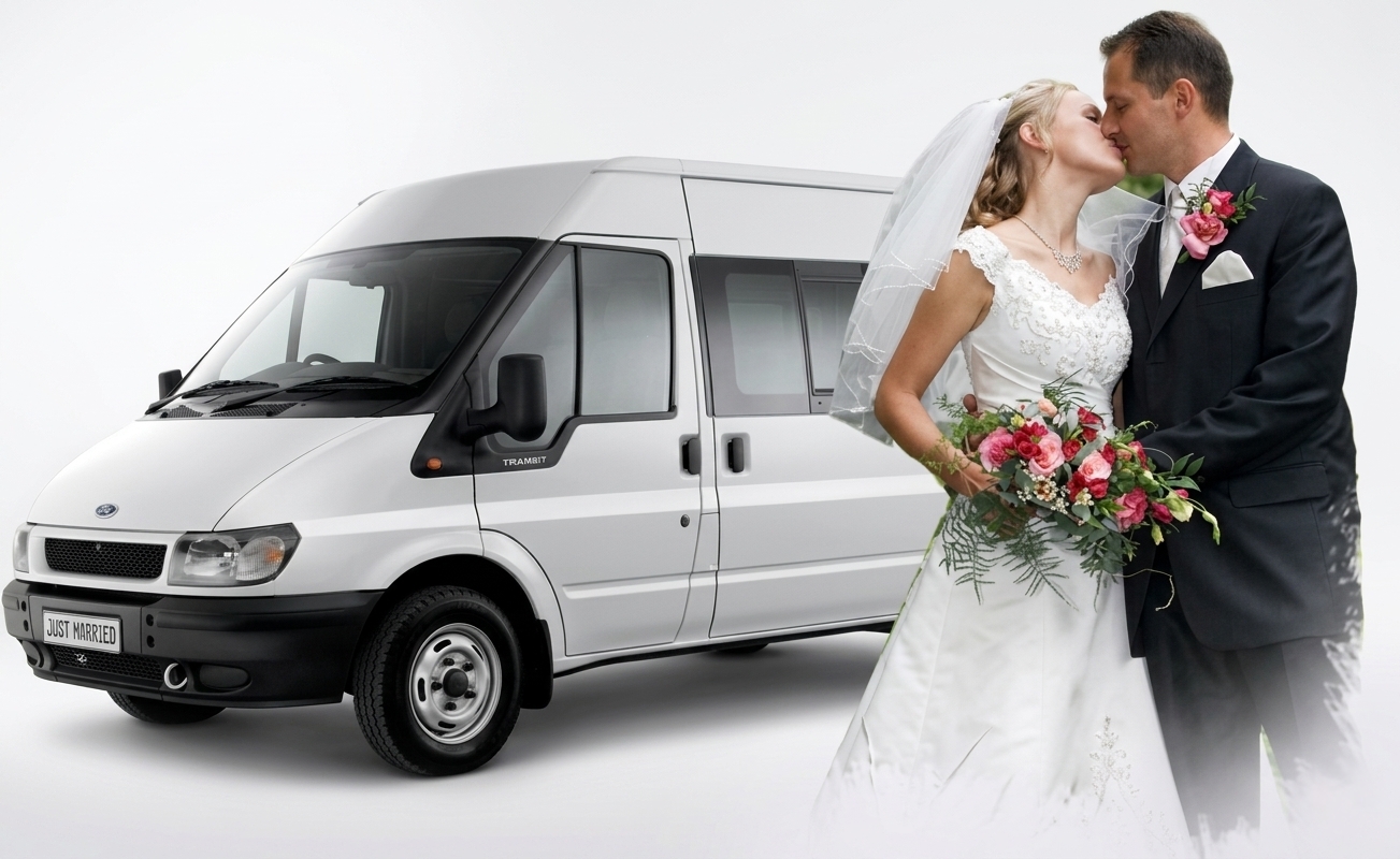 Svatební Ford Transit s novomanželi